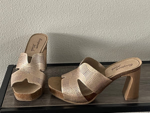 Size 36 - Mules - Metallic Gold